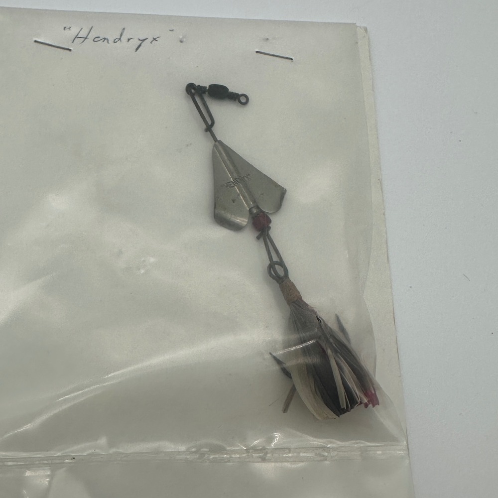 Vintage Hendryx Propeller Spinner Fishing Lure Metal Blade Feathered Treble Hook
